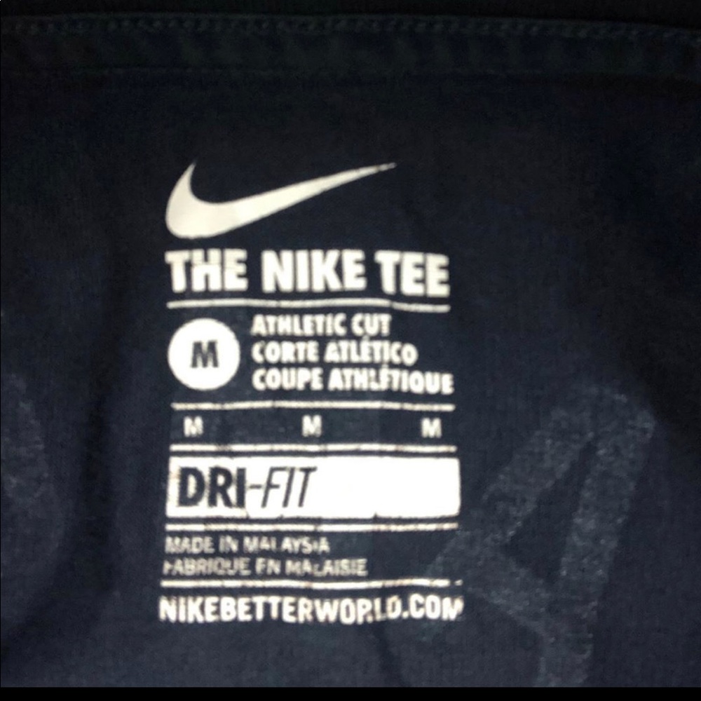 Nike - Picture 4 of 4